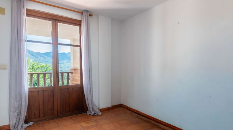 Granada - Talará - 1221m2