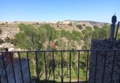 Дом с участком на продажу в городе Villafranca del Cid. Фото
