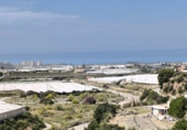 Фермерский дом с участком на продажу в городе Motril. Фото