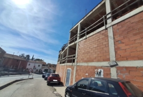 Los Santos de la Humosa 1011&nbsp;m²