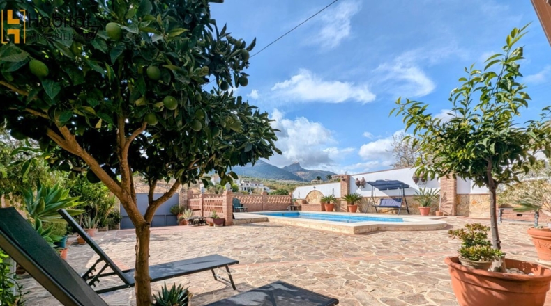 Granada - Loja - 512m2