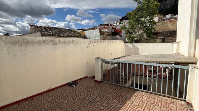 Хаэн - Jaén - 900m2