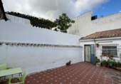Chalet independiente con terreno en venta en Jaén ref: TR409406 foto