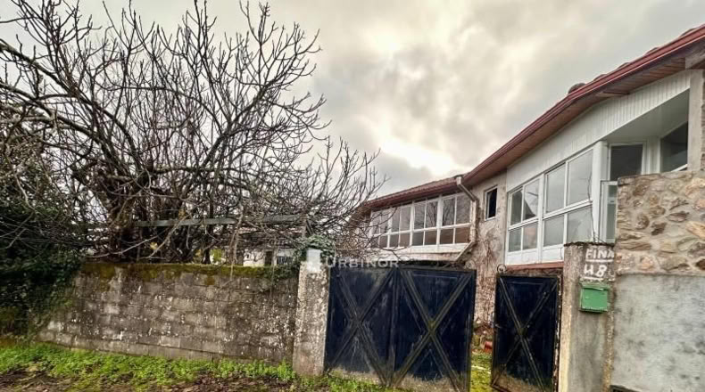 Orense - Barbadás - 379m2