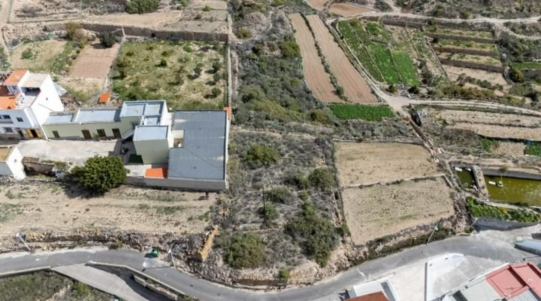 Santa Cruz de Tenerife - Fasnia - 2186m2