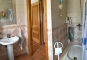 Chalet independiente con terreno en venta en la España, Pedroso de Acim, ref: TR409530 foto