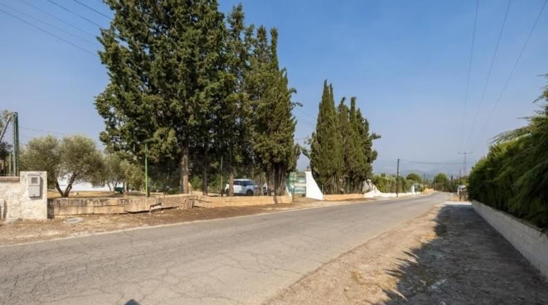 Granada - Moraleda de Zafayona - 2600m2