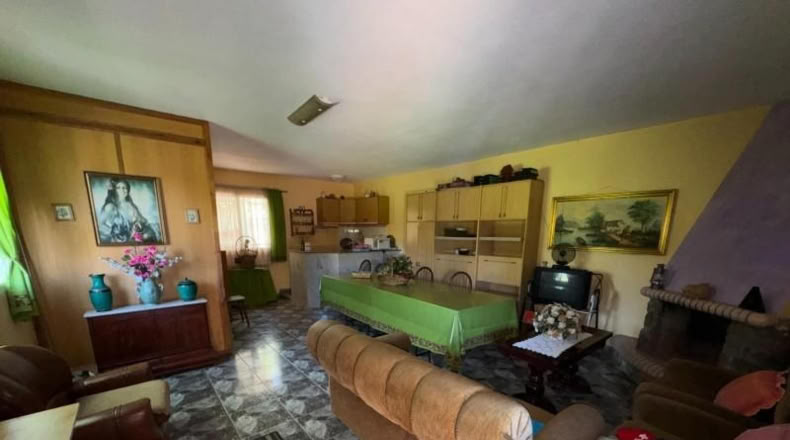 Леон - Ponferrada - 2190m2