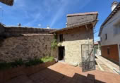Chalet independiente con terreno en venta en la España, Bohoyo, ref: TR409574 foto