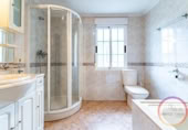 Casa de pueblo en venta en la España, A Laracha, ref: TR409667 foto