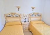 Chalet independiente con terreno en venta en la España, Palma de Gandía, ref: TR401430 foto