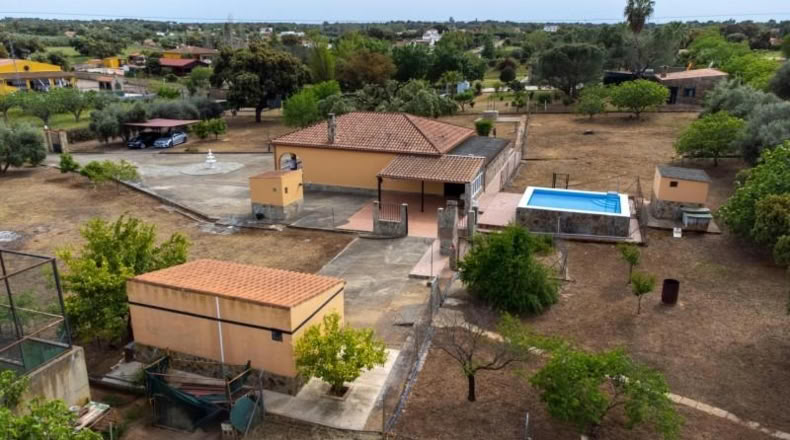 Badajoz - Badajoz - 5000m2