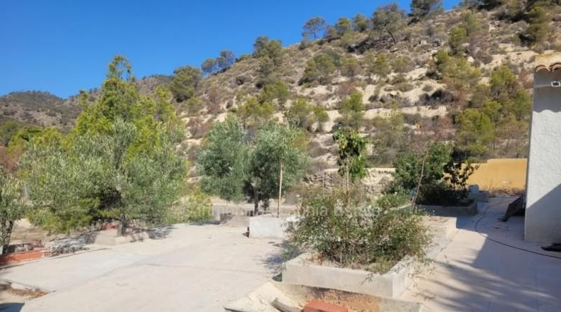 Аликанте - Villajoyosa - 2853m2
