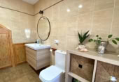 Chalet independiente con terreno en venta en la España, Chipiona, ref: TR409757 foto