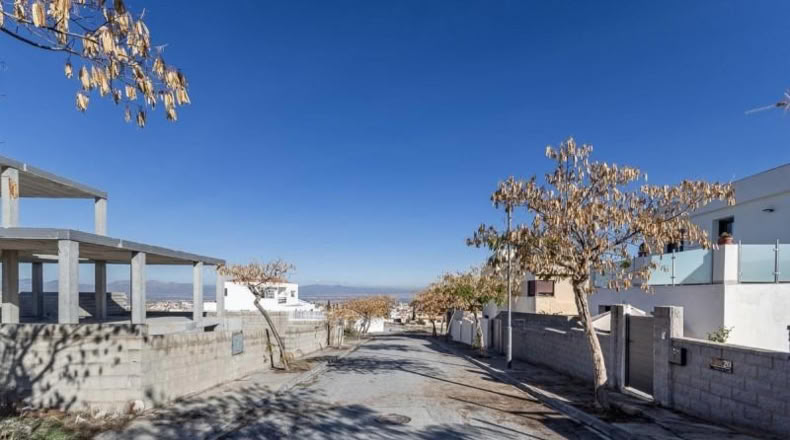 Granada - Híjar - 548m2