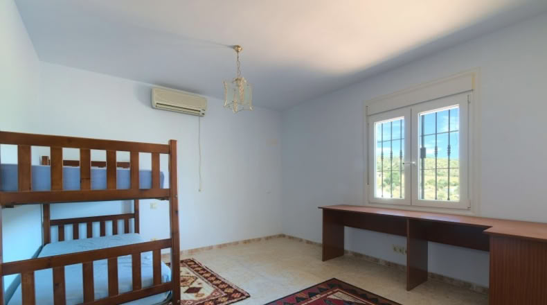 Малага - Canillas de Aceituno - 6262m2