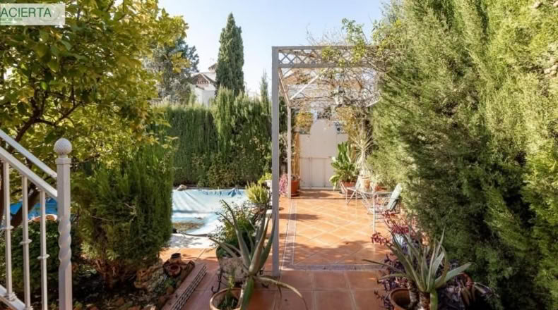 Granada - Albolote - 349m2