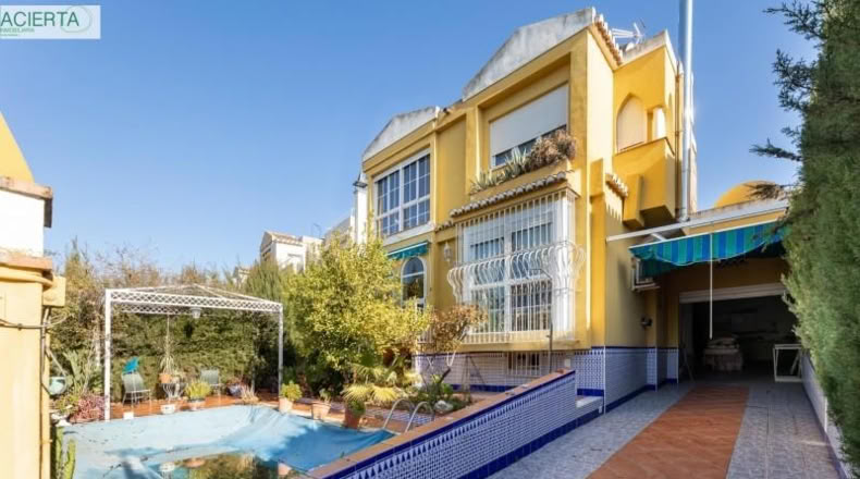 Granada - Albolote - 349m2