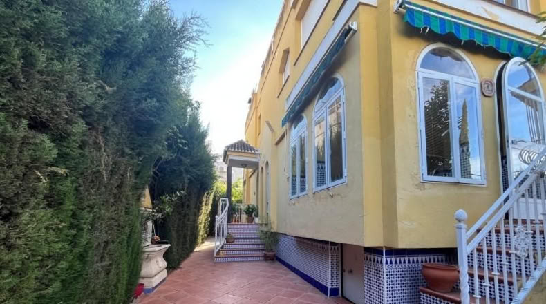 Granada - Albolote - 349m2