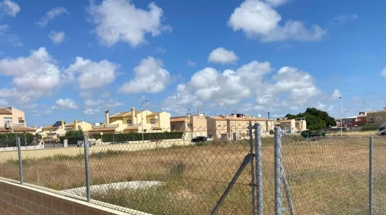 Аликанте - Torrevieja - 930m2