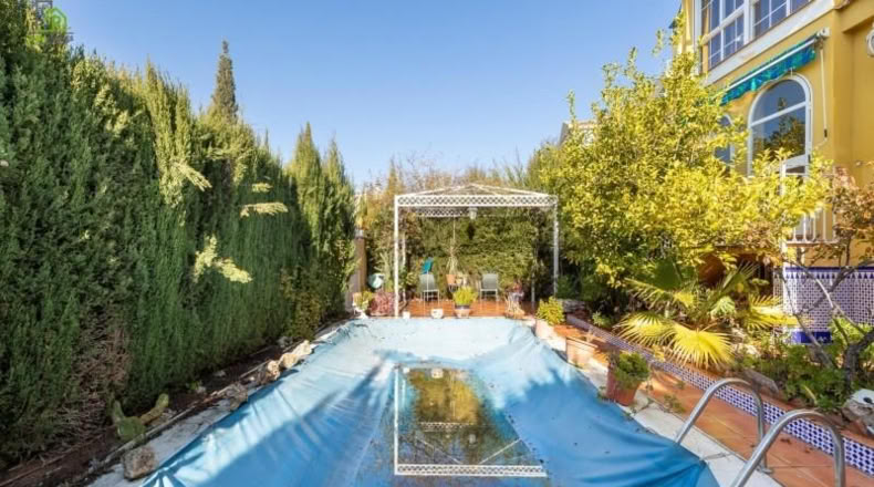 Granada - Albolote - 349m2