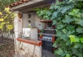 Отдельно стоящий дом с участком на продажу в городе Villa de Otura Фото