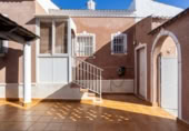 Chalet independiente con terreno en venta en la España, Torrevieja, ref: TR409888 foto