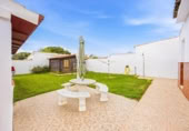 Chalet independiente con terreno en venta en la España, Chiclana de la Frontera, ref: TR409896 foto