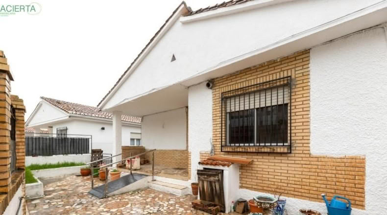 Granada - Huétor Vega - 661m2