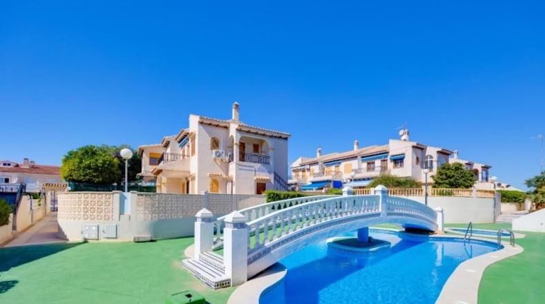 Аликанте - Torrevieja - 130m2