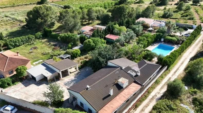 Валенсия - Villamarchante - 3200m2