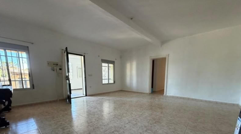 Валенсия - Villamarchante - 3200m2