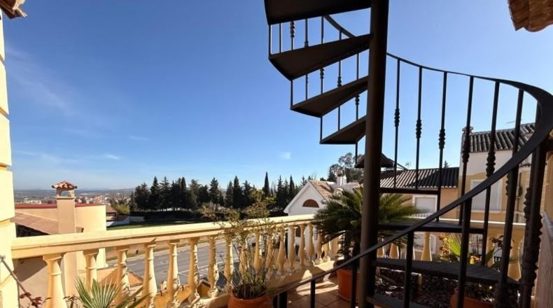 Малага - Antequera - 305m2