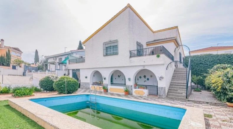 Granada - Peligros - 542m2