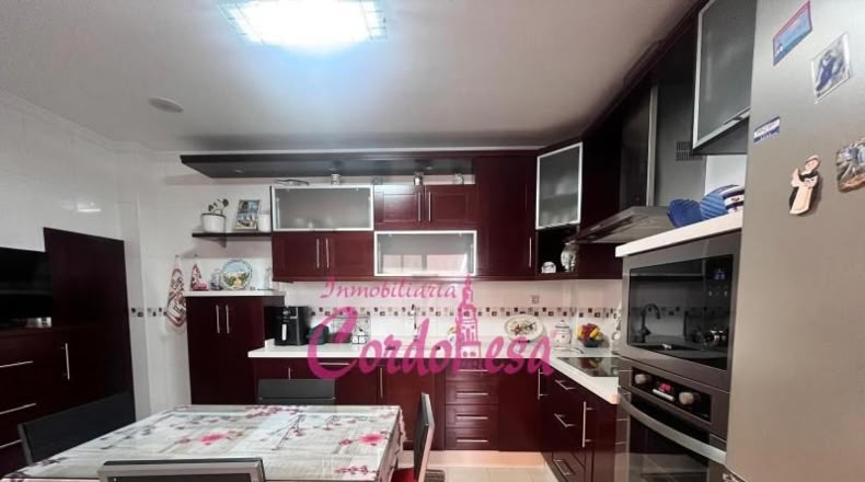 Кордова - Кордова - 196m2