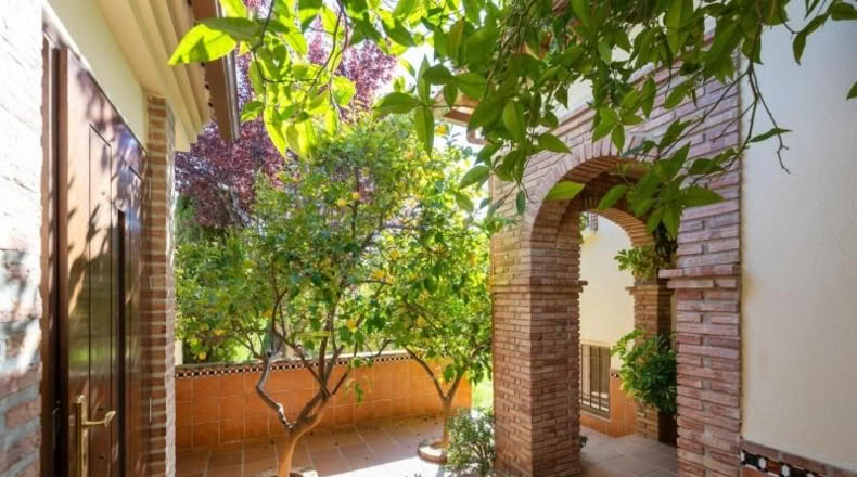 Granada - La Zubia - 378m2
