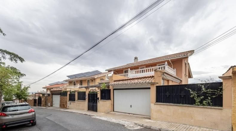 Granada - Gójar - 660m2