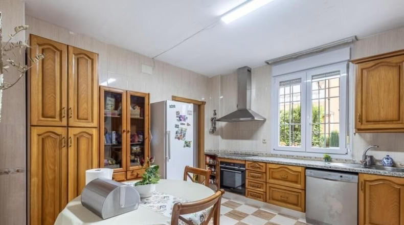 Granada - Gójar - 660m2