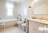 Chalet independiente con terreno en venta en la España, Caldes de Montbui, ref: TR409999 foto