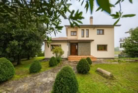 Санта-Мария-де-Корко 695&nbsp;м²