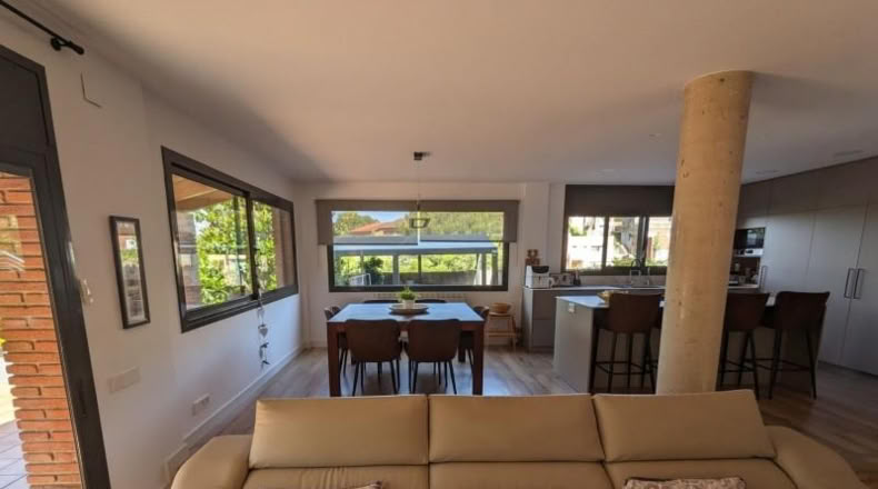 Barcelona - Torrelles de Llobregat - 1300m2