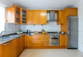 Отдельно стоящий дом с участком на продажу в городе Calvià Фото