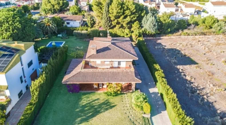 Castellón - Benicasim - 2695m2