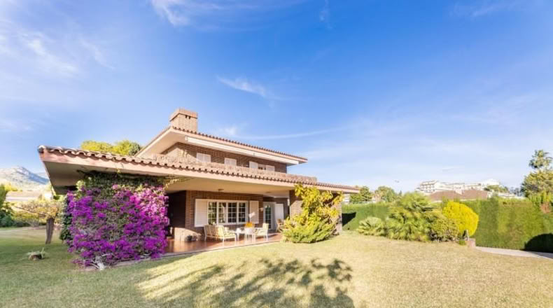 Castellón - Benicasim - 2695m2