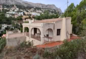 Chalet independiente con terreno en venta en Calpe ref: TR410048 foto