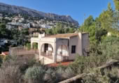 Chalet independiente con terreno en venta en Calpe ref: TR410048 foto