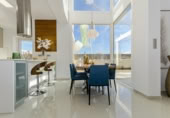 Вилла с участком на продажу в городе Los Montesinos. Фото