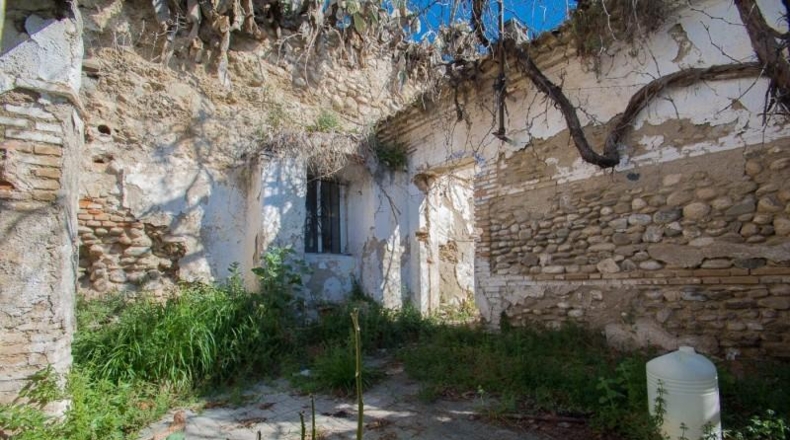 Granada - Granada - 1668m2