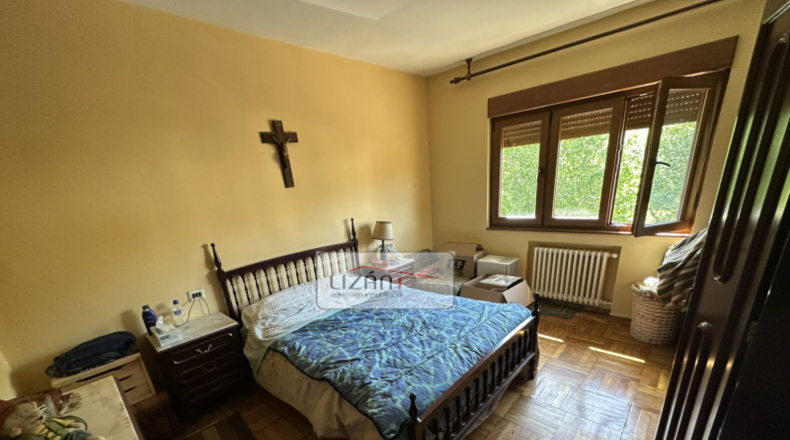 Astúries - Pola de Siero - 7300m2