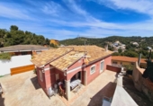 Xalet independent amb terreny en venda a la España, Castellet, ref.: TR410099 foto
